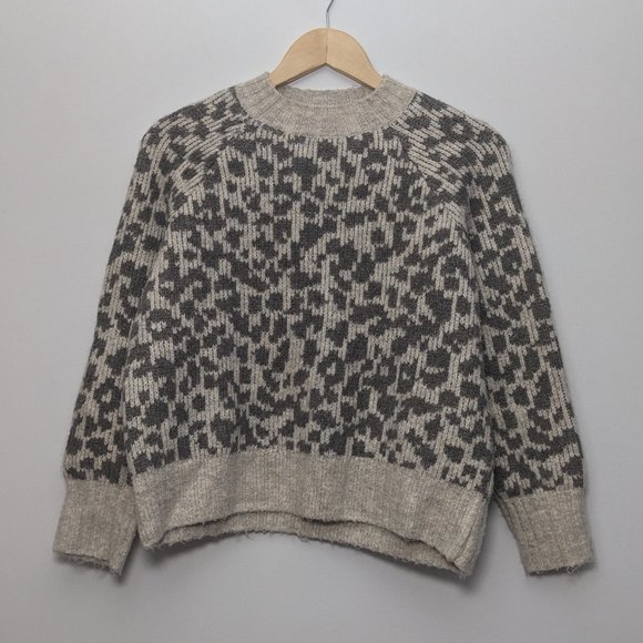 Old Navy Cozy Crew-Neck Sweater, Beige Leopard Print, XS - Picture 3 of 11